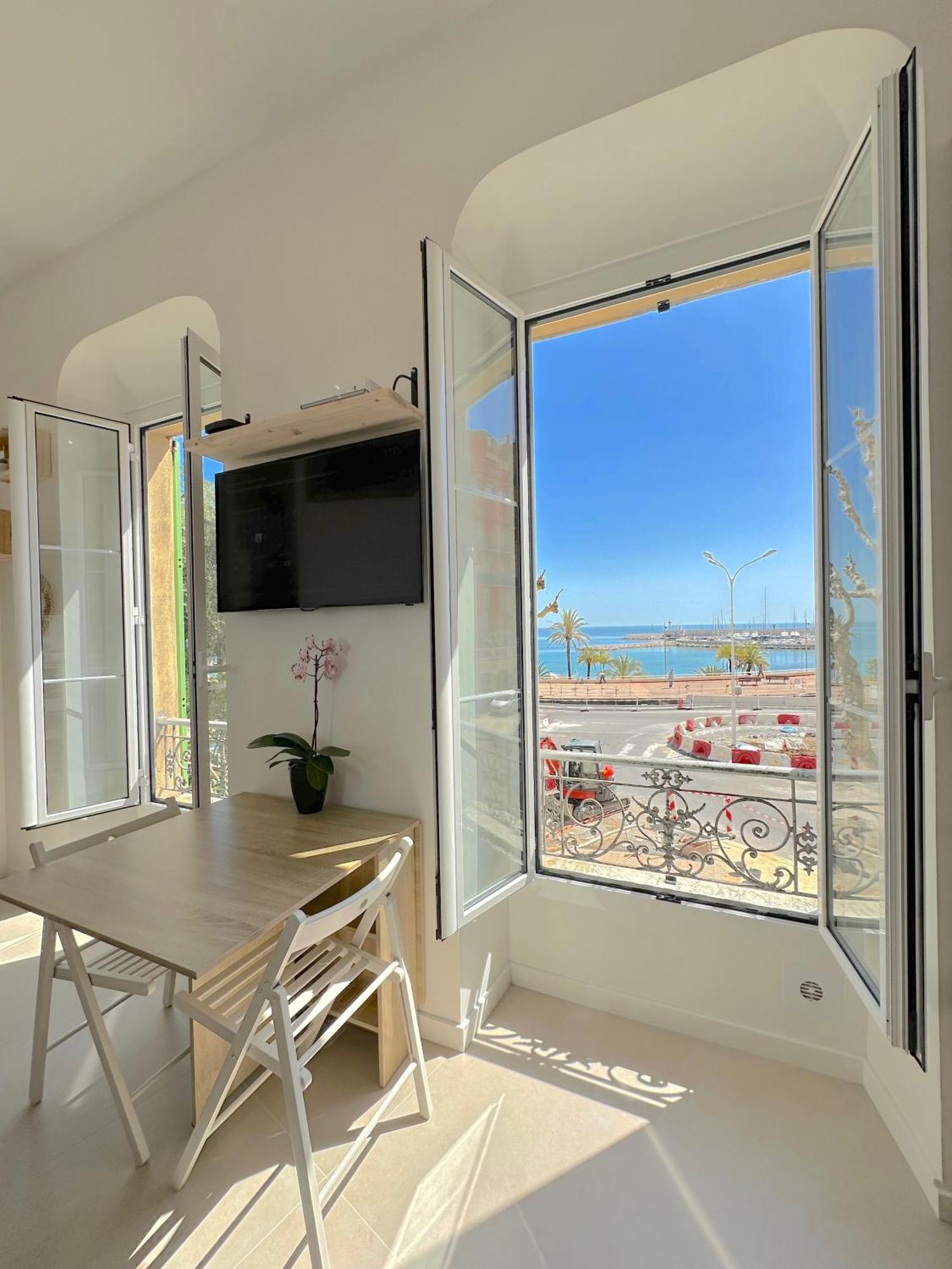 Menton # Monaco - F1 Gp - 4 Persons - Sea View - New - Parking - Clim - Premium - Beach And Sun Екстериор снимка